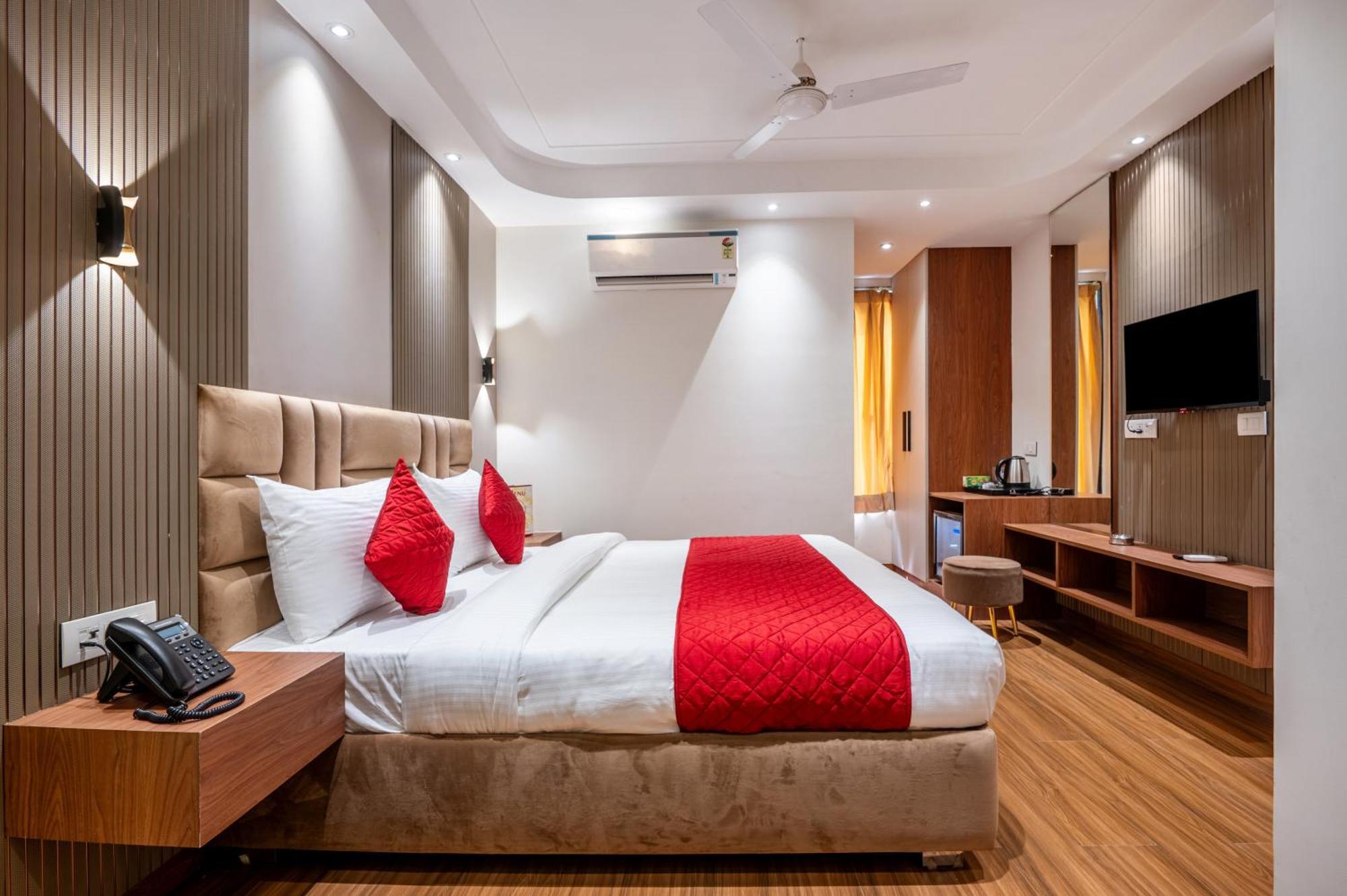 Hotel Avaas - Faiz Road Karol Bagh Dillí Exteriér fotografie