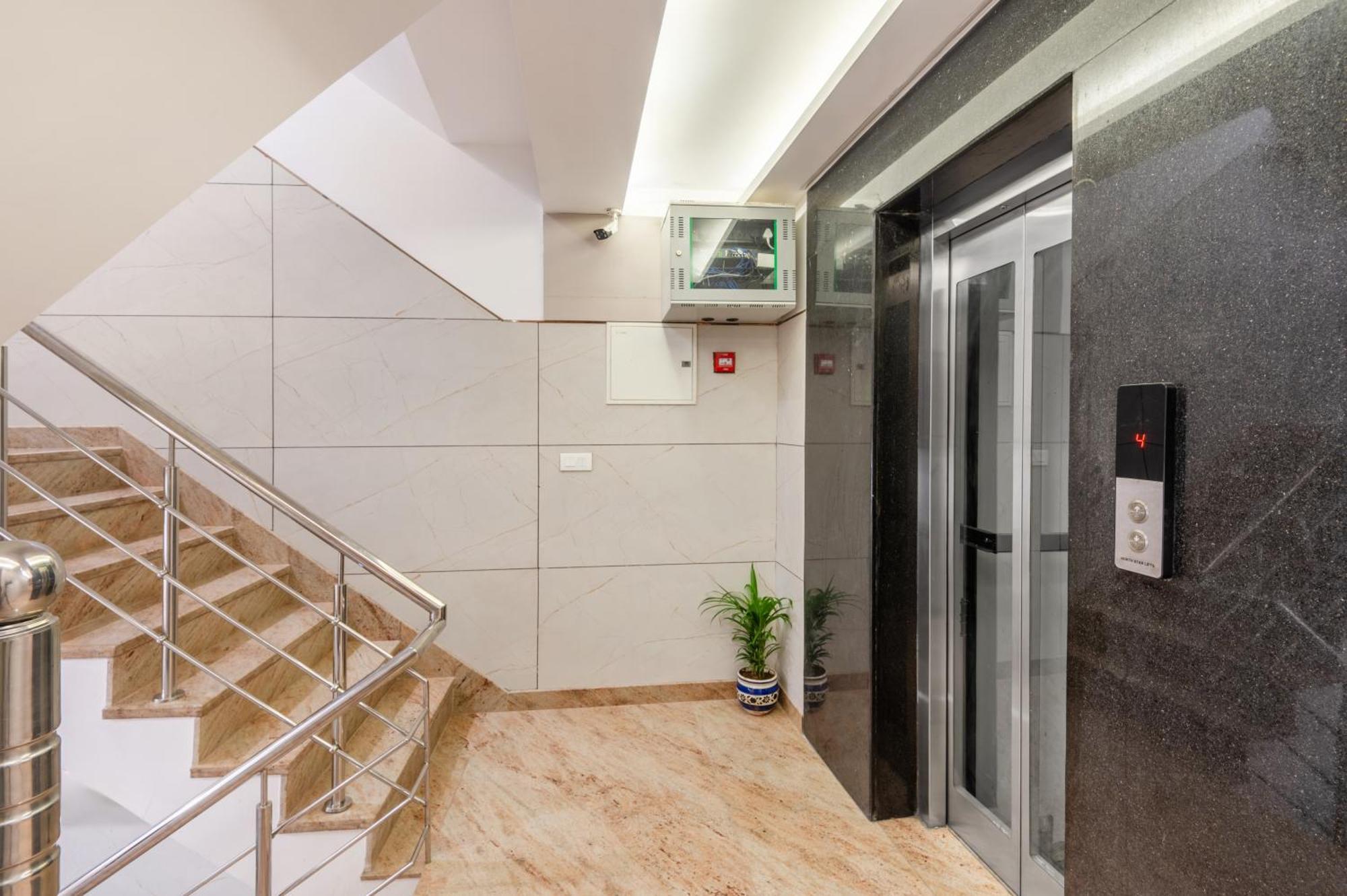 Hotel Avaas - Faiz Road Karol Bagh Dillí Exteriér fotografie