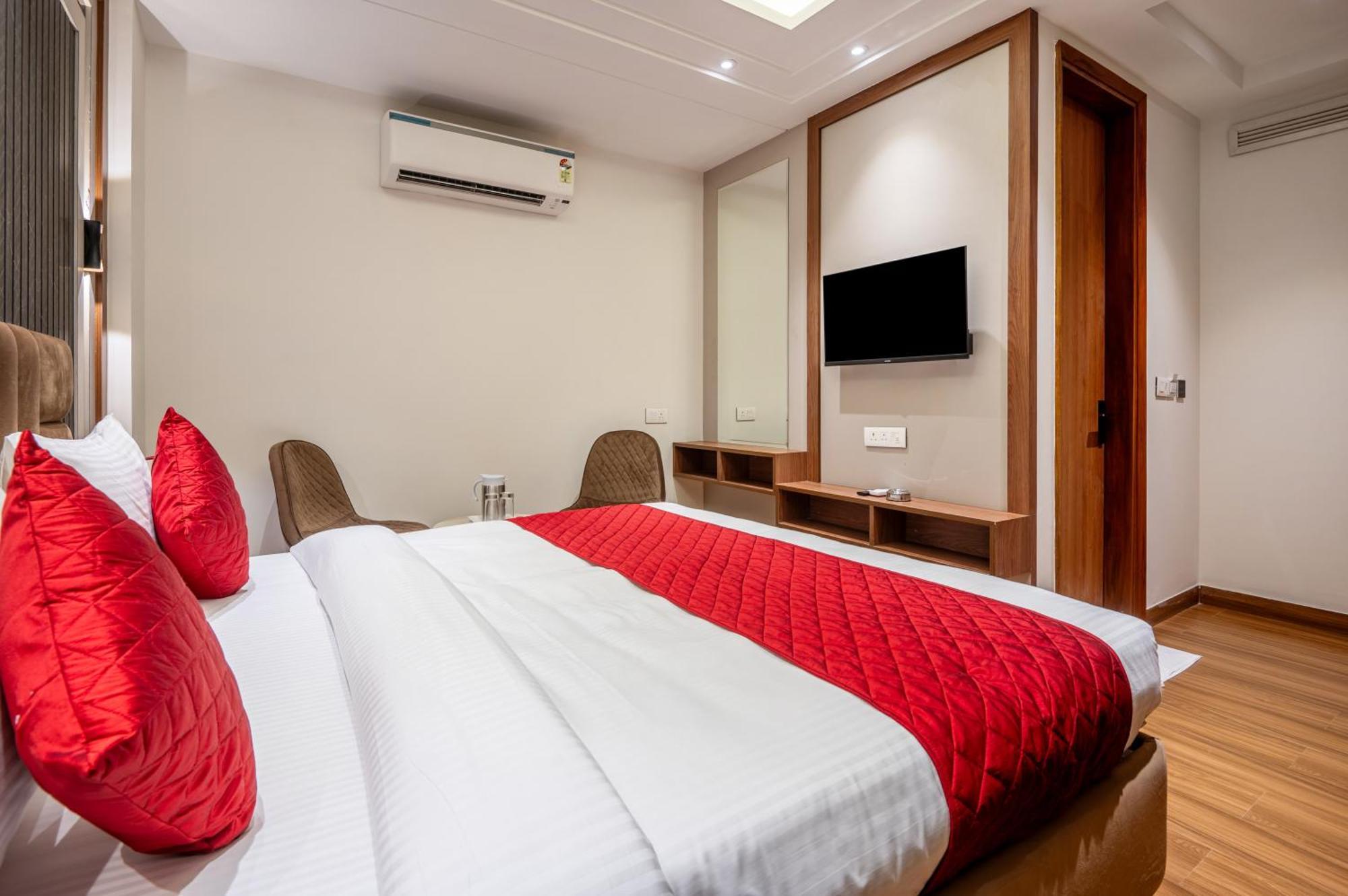 Hotel Avaas - Faiz Road Karol Bagh Dillí Exteriér fotografie